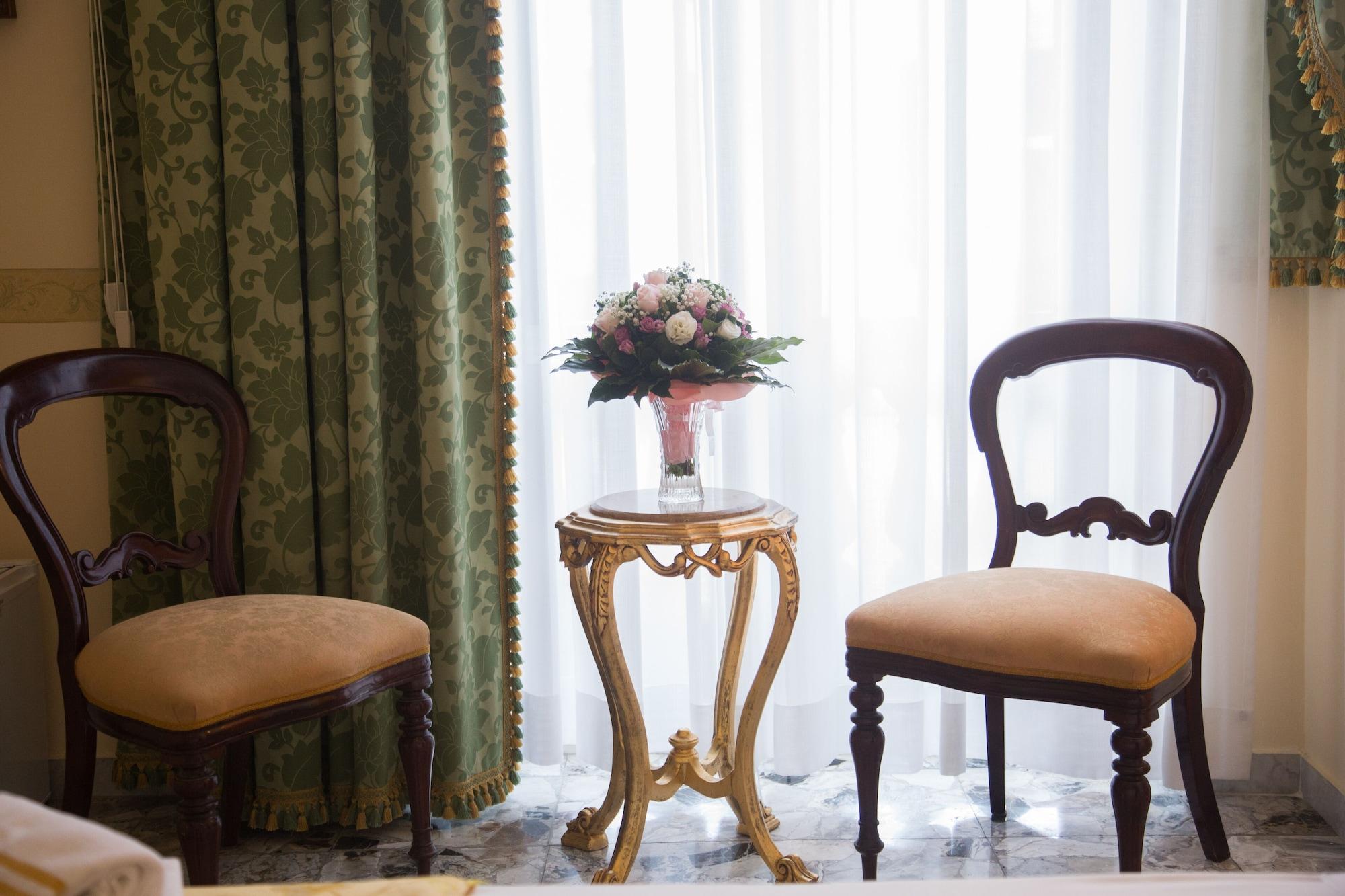 B&B Art Suite Santa Brigida 나폴리 외부 사진