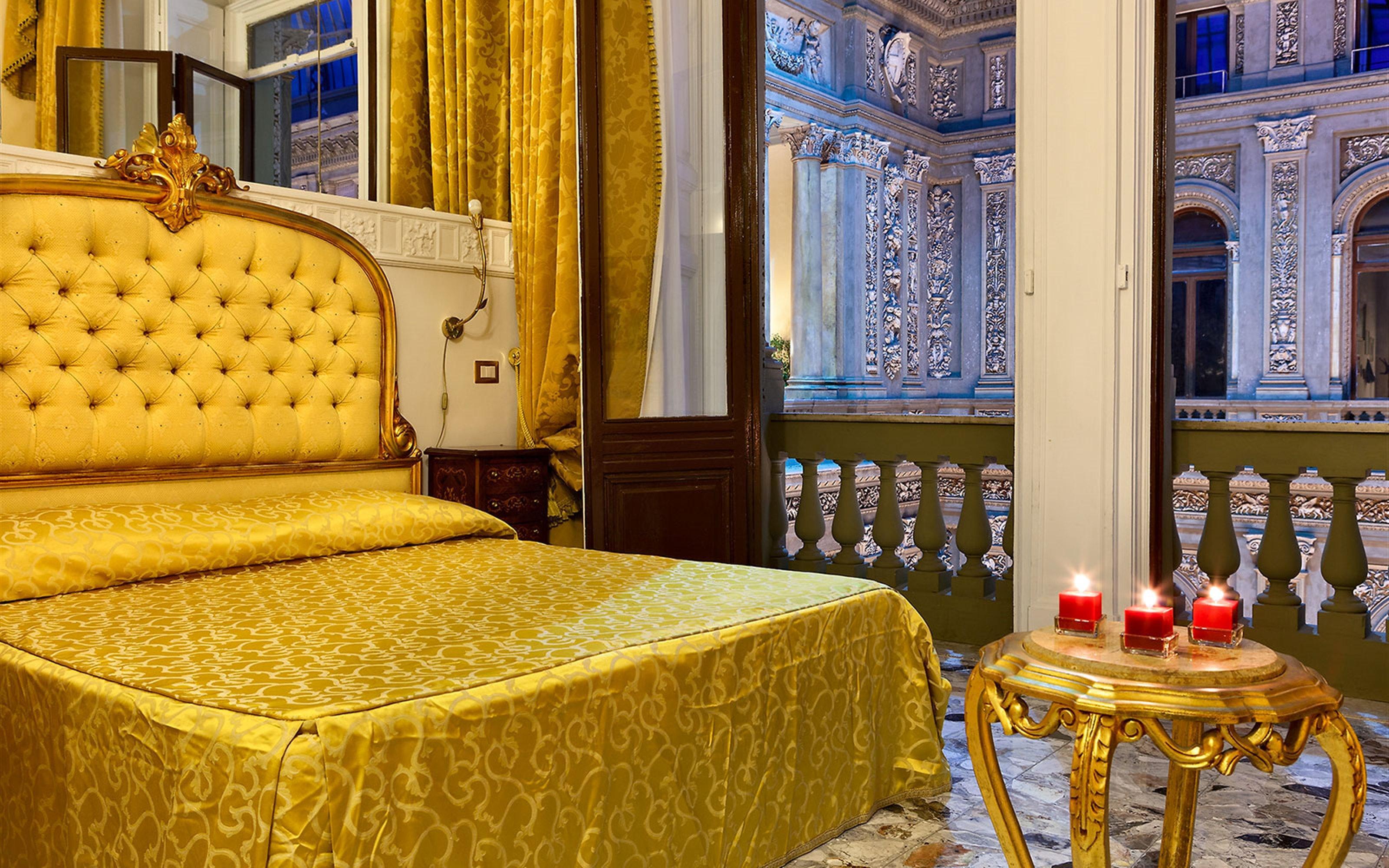 B&B Art Suite Santa Brigida 나폴리 외부 사진