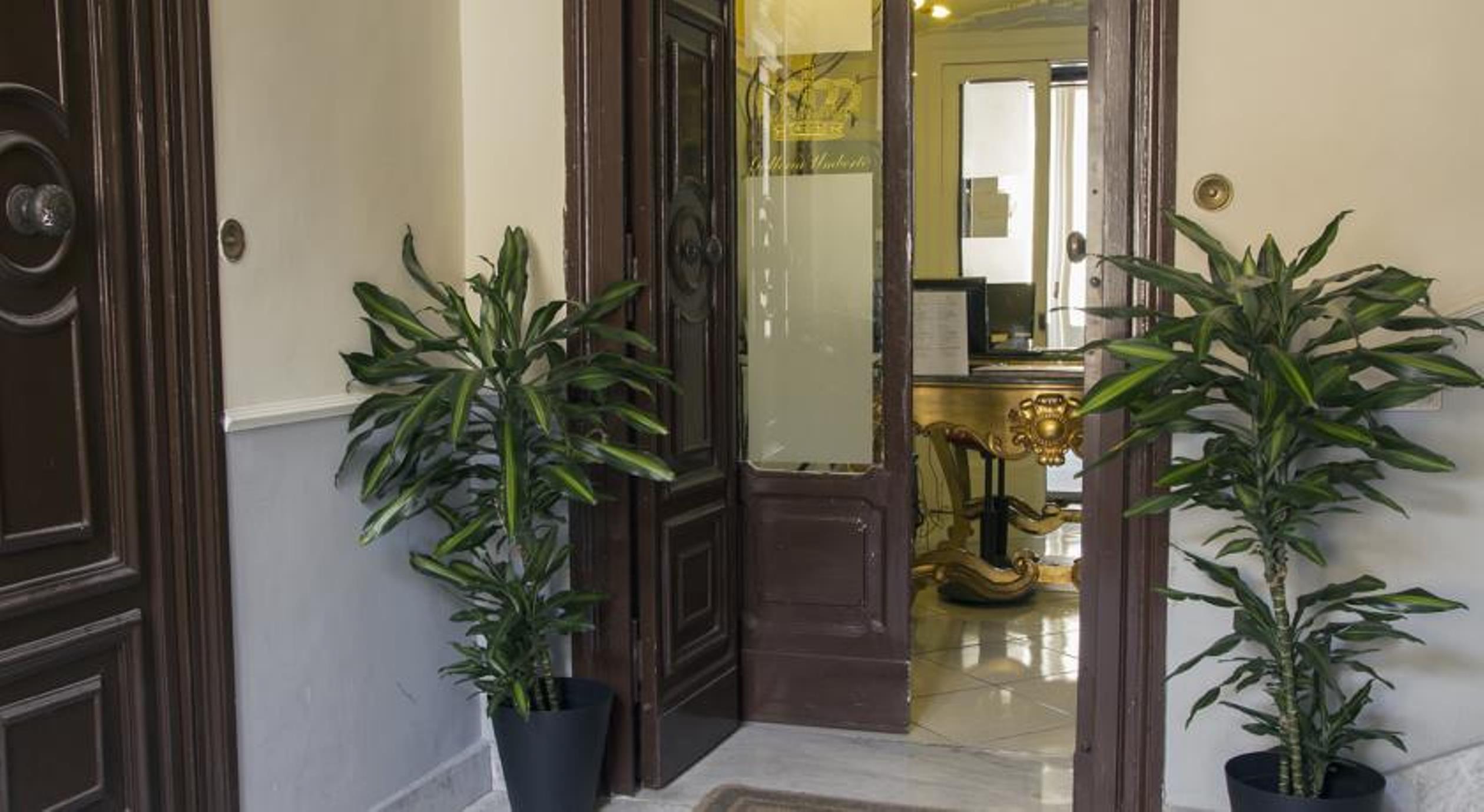 B&B Art Suite Santa Brigida 나폴리 외부 사진