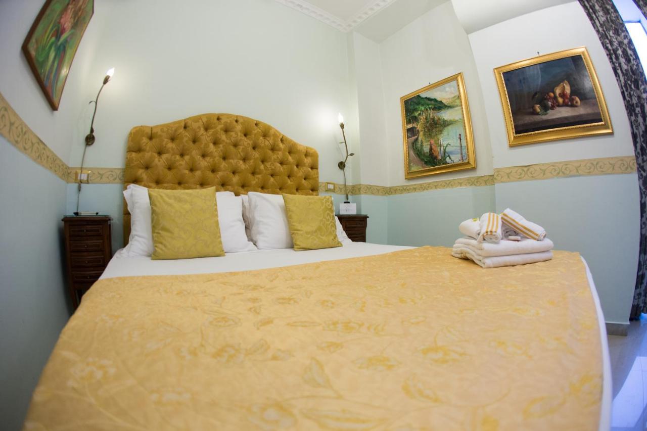 B&B Art Suite Santa Brigida 나폴리 외부 사진
