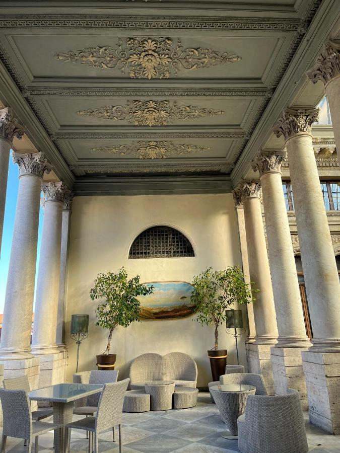 B&B Art Suite Santa Brigida 나폴리 외부 사진